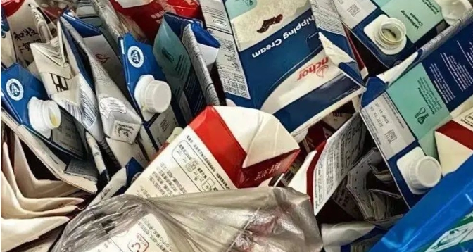 比收纸箱暴利，一毛一斤，每吨赚500，月入3万的小生意